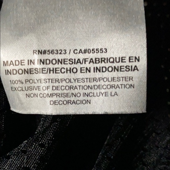 Nike Vintage Cropped Mesh Tee Shirt Black Training Short Sleeve Top Larg… - Picture 5 of 10